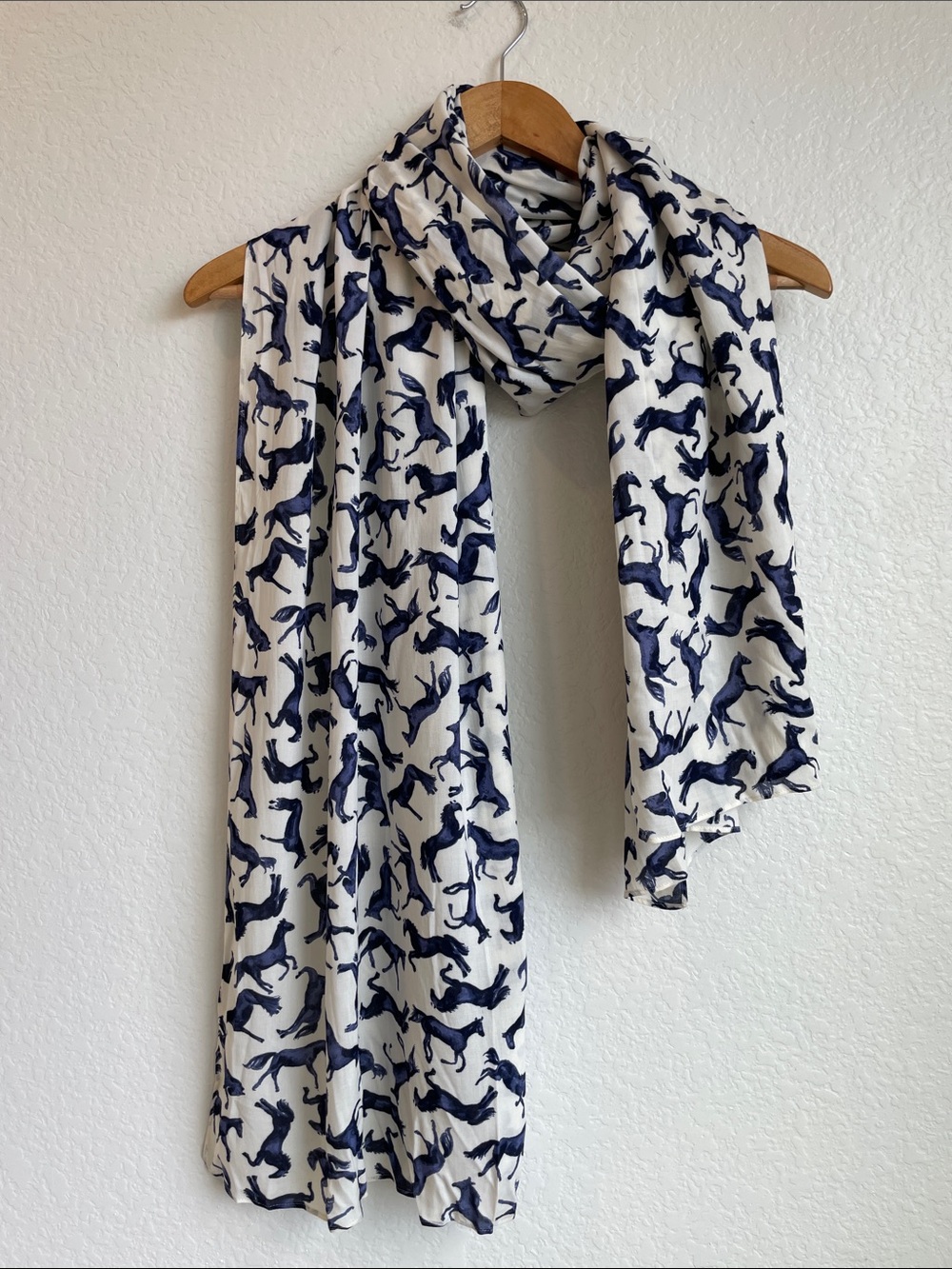 JOULES Equestrian Print Navy and White Scarf